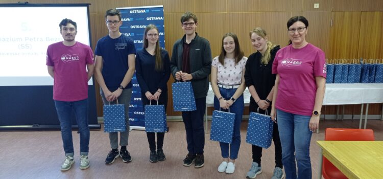 Vynikající úspěchy našich studentů na Fyzikálním náboji! Vynikající úspěchy našich studentů na Fyzikálním náboji!